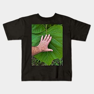 the hand of the leaf Kids T-Shirt
